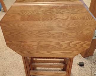 WOOD TV TRAYS WITH STAND