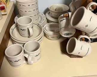 Longaberger dish set