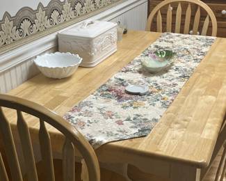 Kitchen table