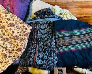 Pashmina’s, Tablecloths and textile remnants