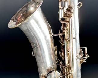 1920 Vintage Buescher Saxophone True Tone Low Pitch Sax	10.75x6.5x22.25in	112024