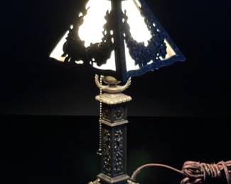 Antique Slag Glass & Bronze Cast Metal Boudoir Lamp Floral Pattern	15.5x6.5x6.5in	124073