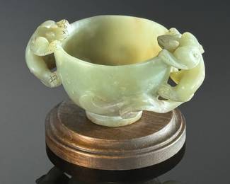 Antique Chinese Jade Libation Cup	3.2x4.95x3.1in	124126
