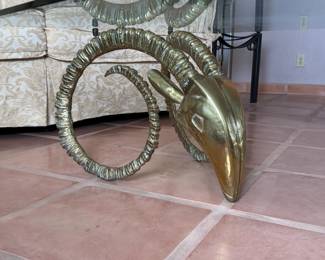 Vintage MCM Brass Ibex Ram Head Coffee Table	Table: 18x36x60in Ibex Heads: 17x19x23in	113049

