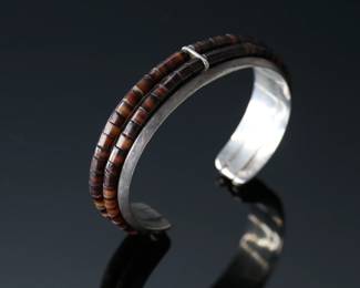 Native American MH Sterling Cuff Bracelet Heishi Beaded Horn SZ:6.5	Inside circumference : 6.5in  15mm wide	112019
