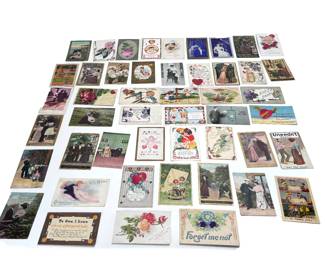 Lot of 48 Antique 1900s Valentines Day Post Cards	Approx: 5.5x3.5	119015
