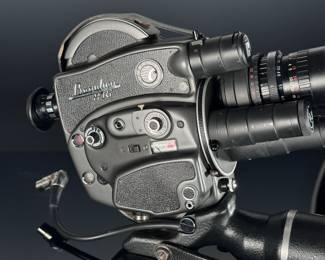 Beaulieu R16 Automatic 16mm Film Camera R-16 with Angenieux 2.2/17-68mm Lens	Case: 8x21x17.5in	112034
