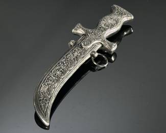2pc Tibetan Reliquary Dragon Trumpet & Knife	Horn: 19in Long	113101

