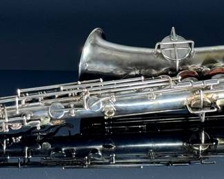 1920 Vintage Buescher Saxophone True Tone Low Pitch Sax	10.75x6.5x22.25in	112024