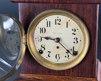 Antique Seth Thomas Adamantine Mantle Clock	11x8.35x5.55in	124068