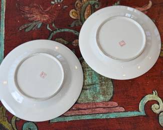 2pc Japanese Hand-painted Moriage Dragonware Plates	7.25in Diameter	113040
