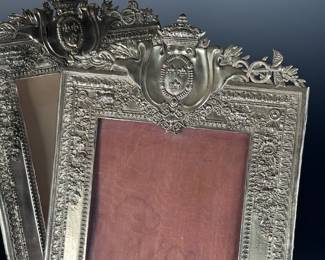 Lot of 2 French Royal Crest Fleur de Lis Order ST LOUIS Picture Frames	Total: 20.75x14.5x1in Inset: 11.75x8.75in	124104