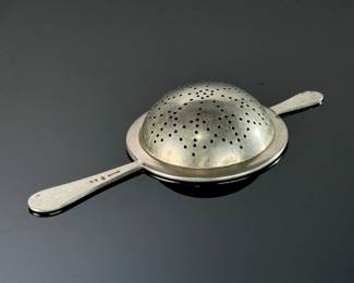 Antique Sterling Silver Tea Strainer	1x3x6.55in	113083
