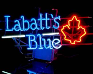 Vtg Neon Labatt’s Blue Beer sign with Transformer		115018