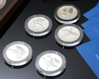 Franklin Mint Sterling Silver Gilroy Roberts Birds Coin Set of 10	Frame: 15.5x4.5in	119050