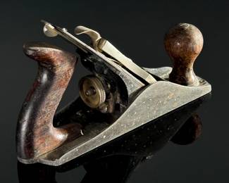 Stanley Bailey no. 4 Type 13 Smoothing Hand Plane	9.5x5.5x2.5	115037
