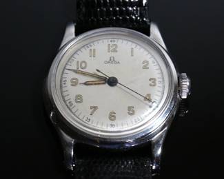 1939 WWII Omega Military Watch 2300/1 Cal R17.8 SC Men's Watch 17 Jewels	Case: 32mm without crown	112026