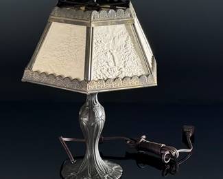 Antique 6 Panel Lithophane Table Lamp	14 x 10.5x10.5in	124071