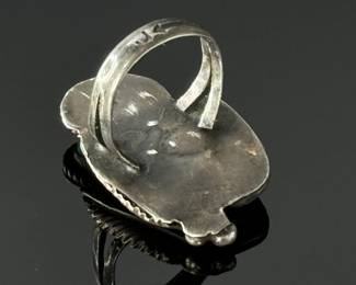 Vintage Navajo Turquoise , Shell & Silver Ring Native American Pawn SZ: 7.5	Size: 7.5 Centerpiece:38x23mm	112006