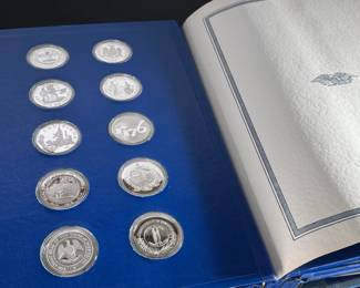Franklin Mint Sterling Silver 50 State Bicentenial  Medal Collection Complete	Book: 2.5x11.5x14.5in	119042
