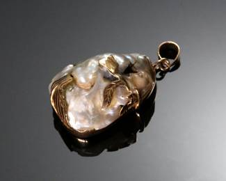 14k Gold Large Baroque Pearl Pendant 14kt	29.5x19x13.5mm	113110
