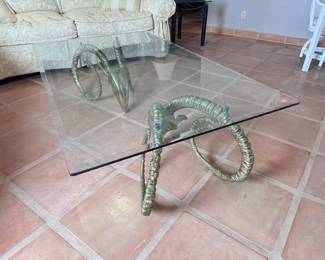 Vintage MCM Brass Ibex Ram Head Coffee Table	Table: 18x36x60in Ibex Heads: 17x19x23in	113049
