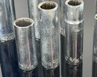 Mismatched Craftsman Socket set Deep Well Half inch Drive Standard  w Case	14x3.75x2	115005

