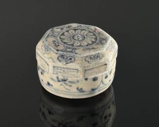 Chinese Blue and White Porcelain Lidded Box With Flower Decoration Octagon	1.25x1.95in diameter	124130
