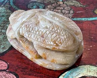 Carved Alabaster Egyptian Scarab Brown	1.5x2x3in	113034
