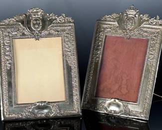 Lot of 2 French Royal Crest Fleur de Lis Order ST LOUIS Picture Frames	Total: 20.75x14.5x1in Inset: 11.75x8.75in	124104