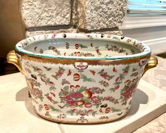 SOLD Porcelain Chinese Foot bath -24x14x10