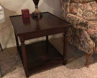 Coffee Table and 2 End Tables - excellent condition