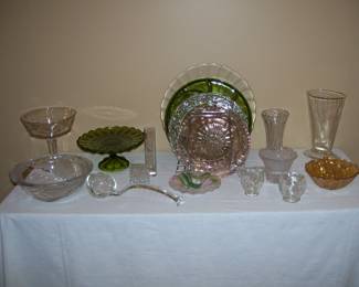 GLASS SERVING PIECES