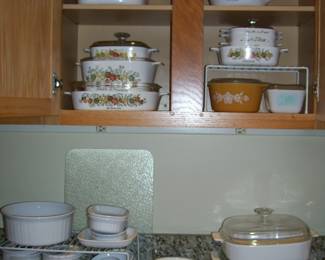 VTG. CORNINGWARE SPICE OF LIFE - CORNFLOWER - FRENCH WHITE ETC