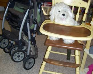 CHICCO STROLLER - HIGH CHAIR