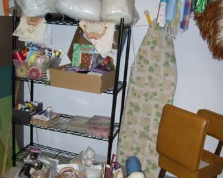 CRAFTABLES & SEWING - STORAGE SHELF