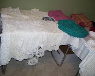 DOILIES - TABLE LINENS - ETC
