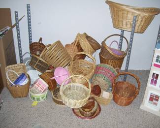 VARIETY OF BASKETS
