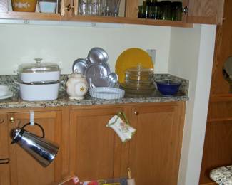 KITCHEN WARE - UTENSILS - GLASSWARE