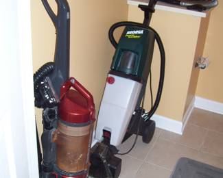 EUREKA MIGHTY MITE - HOOVER REWIND + 12 AMP VAC - REGINA POWER CARPET SCRUBBER