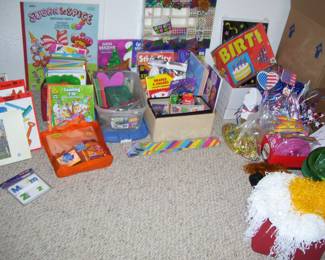 CHILDRENS PLAYTIME STUFF