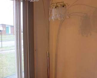 4 Arch Floor Lamp in Polished Brass Finish