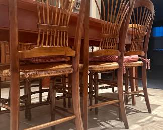 (8) Great set of antique rush seat chairs