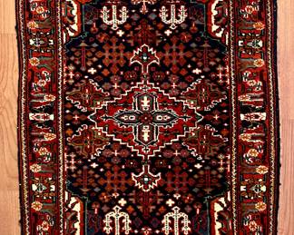 Scatter Rug (black, maroon, cream)