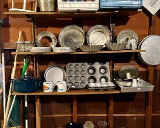 Kitchenware & Assorted Vases