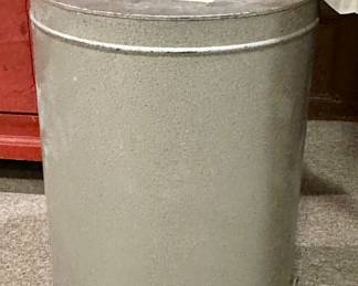 detail- this is the carrier for the busby