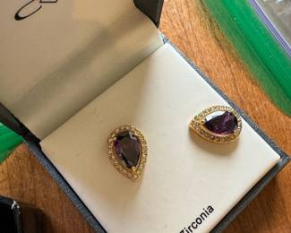 Assortment of Jewelry