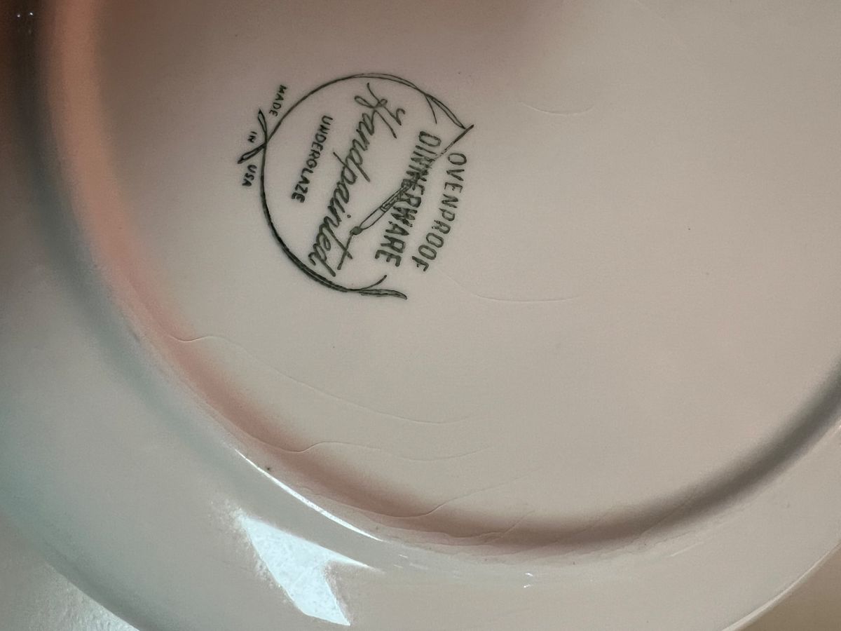 EAST MEMPHIS SALE VINTAGE 70’s in Memphis, TN starts on 2/2/2024