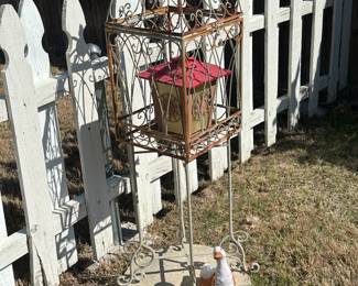 metal birdhouse
