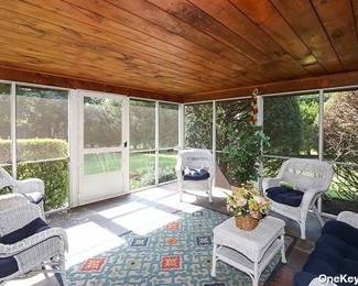 BEAUTIFUL WHITE WICKER FURNITURE WITH CUSHIONS
